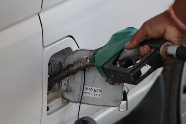 Centre Keeps Ethanol Blending Target at 20 pc, No Decision on Further Increase