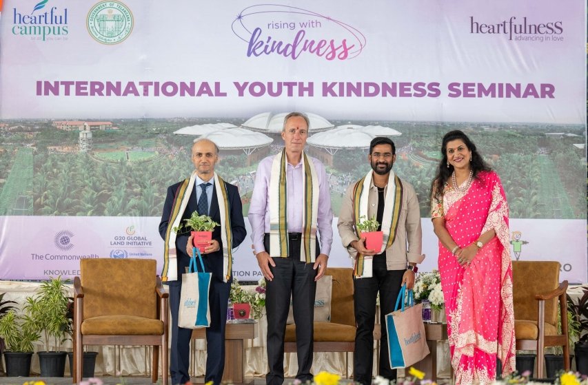 Day 2 of Rising with Kindness youth summit coincides with International Peace Day, witnesses stellar speakers