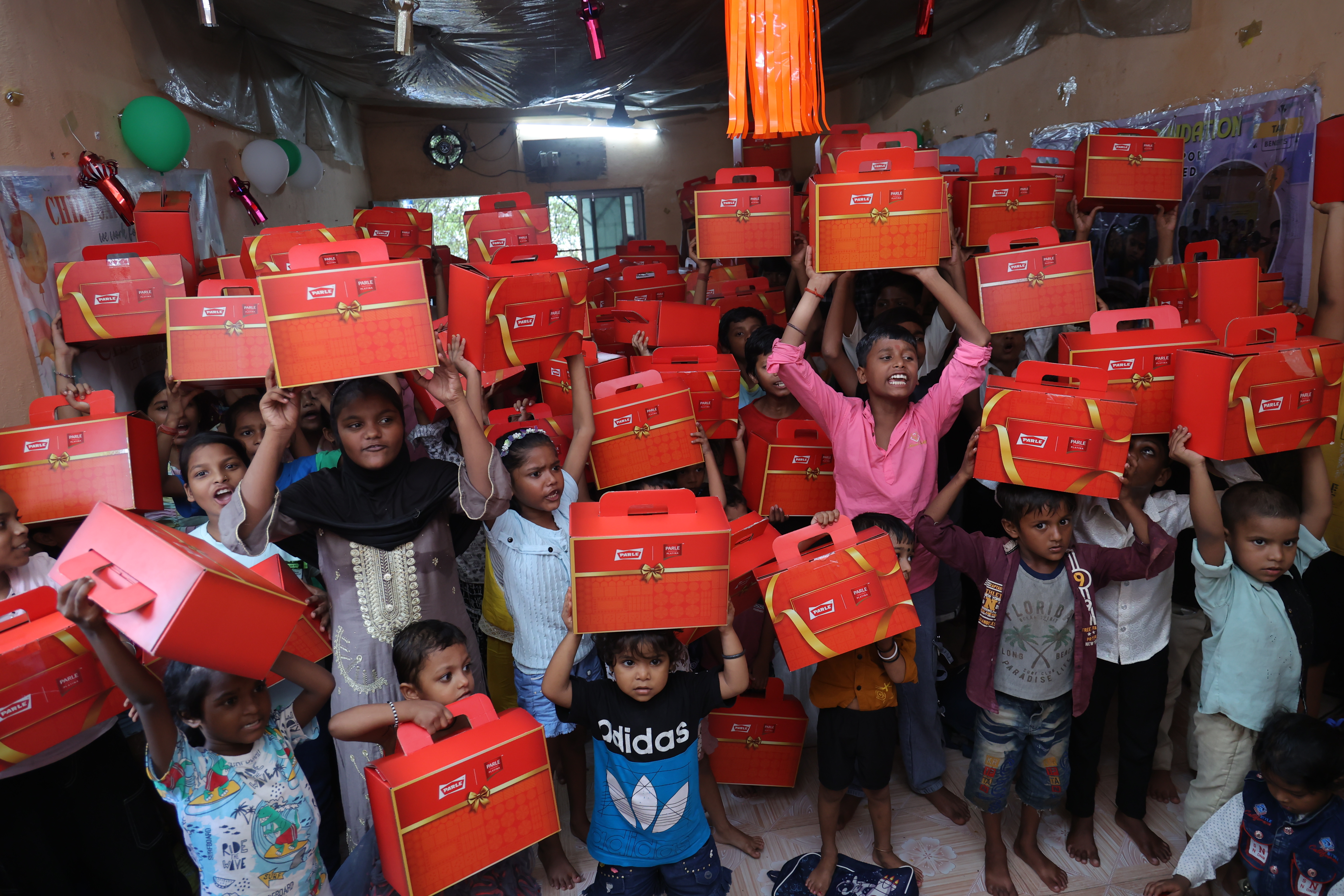 Parle 20-20 Cookies Partners with ChildSafe Foundation to Make Children’s Day Sweeter Group Photo