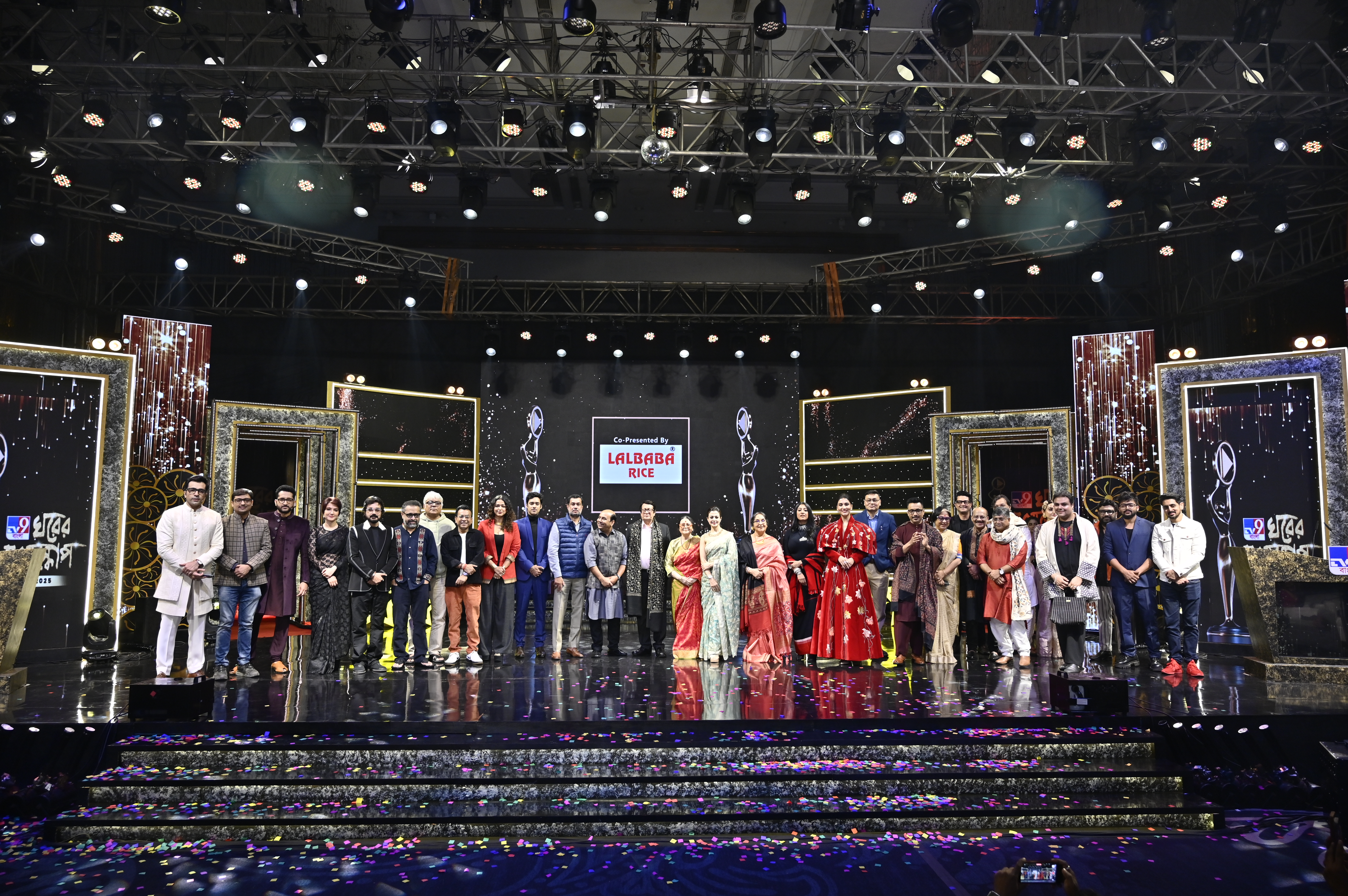 Team of Awardees & Celebrities_TV9 Banglaa Ghorer Bioscope Awards 2025